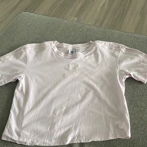 LILAC ADIDAS CROPPED T SHIRT